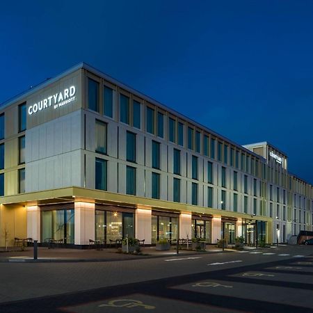 Courtyard By Marriott Inverness Airport Esterno foto