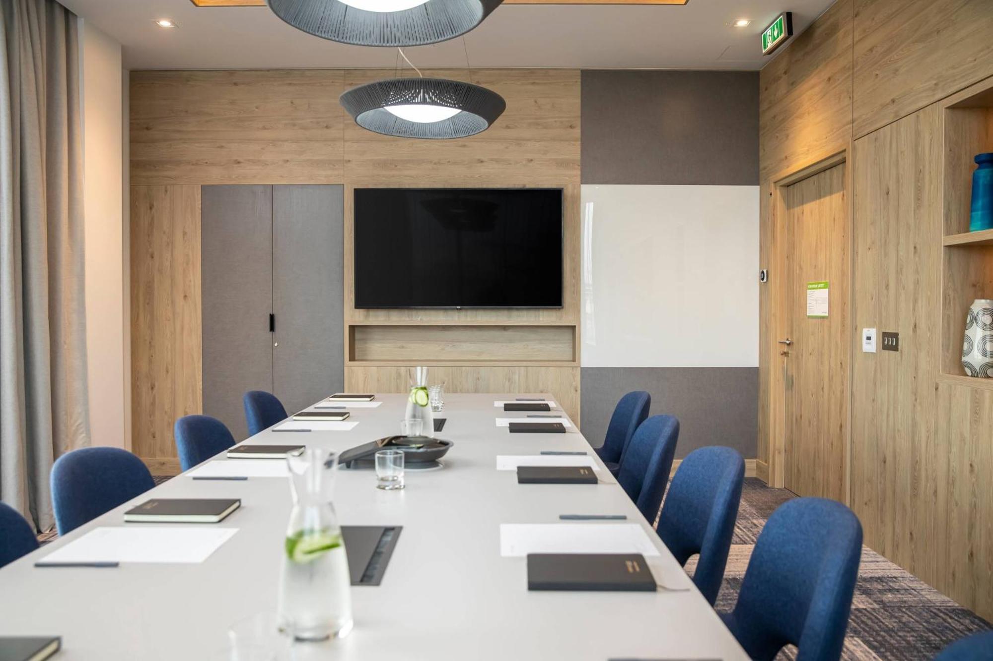 Courtyard By Marriott Inverness Airport Esterno foto